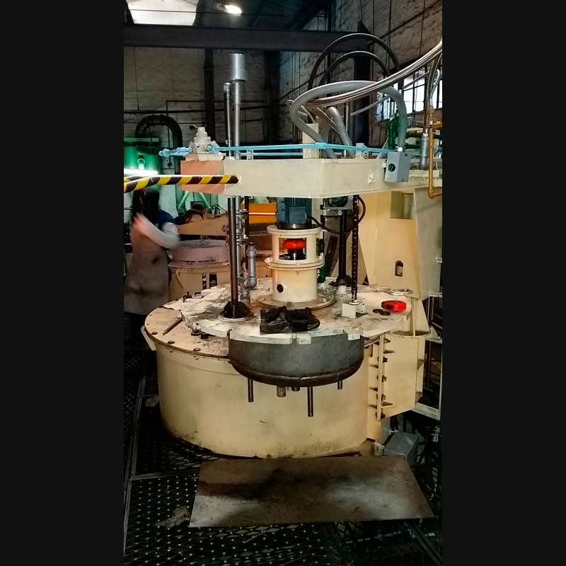 HORNOS BATCH CARGA VERTICAL ELÉCTRICOS CON RESISTENCIAS DE BARRAS CONFORMADAS Fe-Cr-Al TIPO RO HASTA 1150°C mod. “BV-E-RO” HORNOS BATCH CARGA VERTICAL ELÉCTRICOS CON RESISTENCIAS DE BARRAS CONFORMADAS Fe-Cr-Al TIPO RO HASTA 1150°C mod. “BV-E-RO”